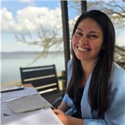 Insegnante di italiano, storia e geografia disponibile per aiuto compiti e ripetizioni